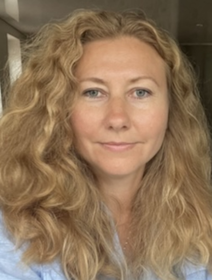 Мария Юсакова — Консультант