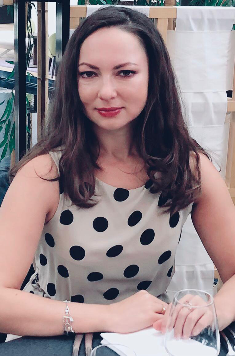 Юлия Пелевина — Перевод с русского на французский и с французского на русский, ходатайство, медиация à Maisons-Alfort — Uslugi.fr